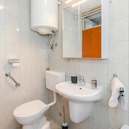 Apartment Bh Rose