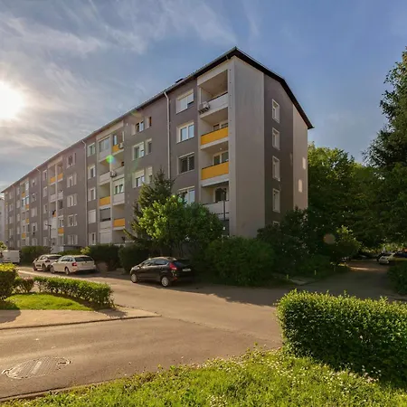 Bh Rose リュブリャナ