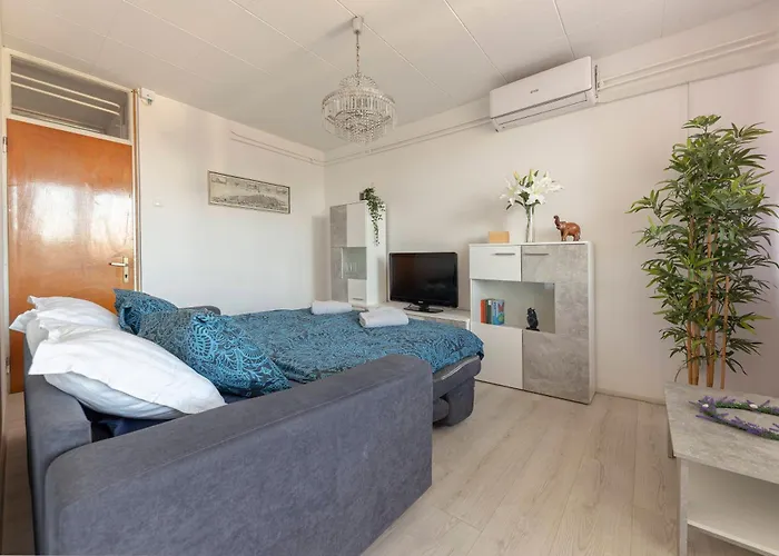 Bh Rose לובליאנה